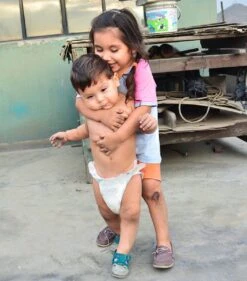 YOS Bottle - Waterfles Met Pillendoos - 7 Vaks - Groen -Waterfles Voor Buiten 1056x1200