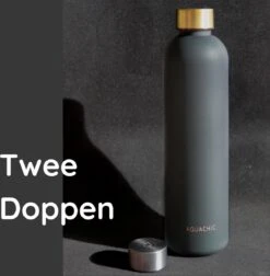 Aquachic - 1L Waterfles Met 2 Doppen En Tijdsmarkeringen - Lekvrij & Licht - Duurzaam - Nederlands Merk - Drink Fles / Bidon- Zwart 1 Liter -Waterfles Voor Buiten 1174x1200 2