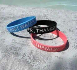 Merkloos Waterfles 2 Liter - Waterfles Met Rietje - Grote Waterfles - Sportbidon - Twee Liter Waterfles - Sportfles - Sportfles Fitness - Bottle 2 Liter- Drinkfles - Schenkfles - Roze Transparant - Gratis Armband - Waterflessen -Waterfles Voor Buiten 1200x1099 3