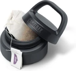 CamelBak Multibev Vacuum SS - Waterfles Met Afneembare Koffie / Theebeker - 650 Ml + 500 Ml - Zwart / Zwart (Black/Black) 25 CamelBak Multibev Vacuum SS - Waterfles Met Afneembare Koffie / Theebeker - 650 Ml + 500 Ml - Zwart / Zwart (Black/Black) -Waterfles Voor Buiten 1200x1122 1