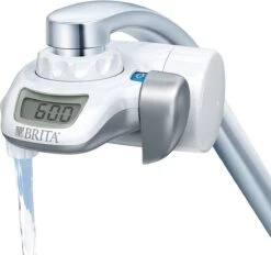 BRITA On Tap Faucet Filtration System - Uitstekend Smakend Gefilterd Water - Inclusief 1 BRITA ON TAP Kraanfilter - 600 Liter Water Gefilterd Per Patroon - Witte Kleur -Waterfles Voor Buiten 1200x1128 4