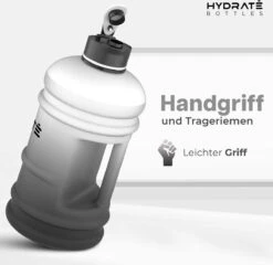 HYDRATE 2,2 Liter Sportwaterfles - Duurzaam En Extra Sterk - BPA Vrij - Ideaal Voor: Sportschool, Dieet, Bodybuilding, Buitensport, Wandelen En Kantoor - Grote Waterfles (mono). 11 HYDRATE 2,2 Liter Sportwaterfles - Duurzaam En Extra Sterk - BPA Vrij - Ideaal Voor: Sportschool, Dieet, Bodybuilding, Buitensport, Wandelen En Kantoor - Grote Waterfles (mono). -Waterfles Voor Buiten 1200x1164 7
