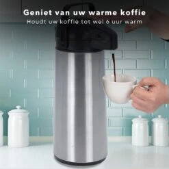 Cheqo® Thermos Pomp - 1.8L Roestvrij Staal - Isoleerkan Met Pomp - Thermoskan Met Pomp - Zwarte Dop & Handvat - Houdt 6 Uur Warm - 1800ml - Afmeting 17x14x36cm -Waterfles Voor Buiten 1200x1200 1007