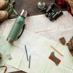 Stanley The Legendary Classic Bottle 1,00L - Thermosfles - Hammertone Green -Waterfles Voor Buiten 1200x1200 1073