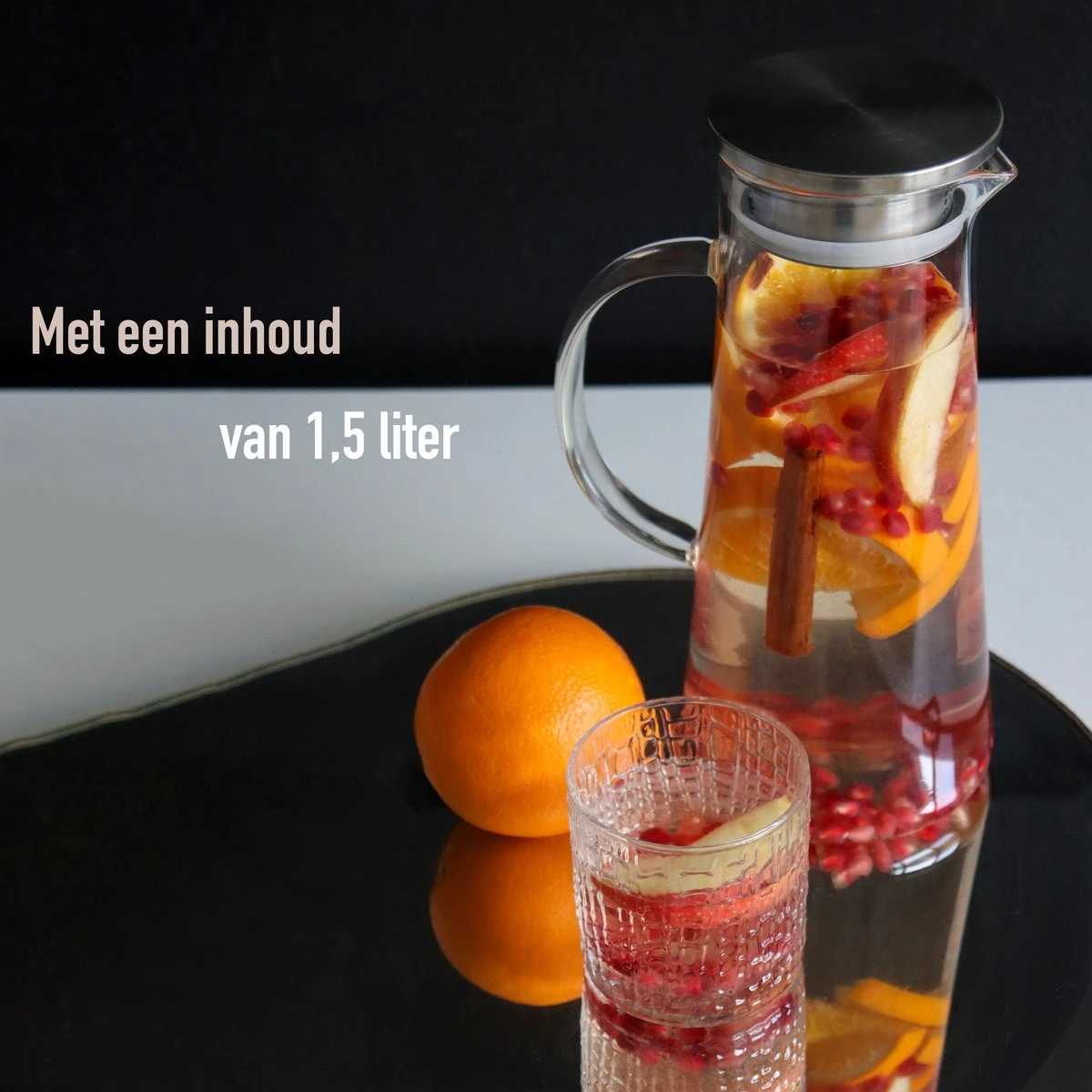 MÊZON® Schenkkan - Glazen Waterkan - Waterkaraf Voor Fruitwater - Multifunctionele Decanteer Karaf - Kan Met Deksel - 1.5L Capaciteit 7 MÊZON® Schenkkan - Glazen Waterkan - Waterkaraf Voor Fruitwater - Multifunctionele Decanteer Karaf - Kan Met Deksel - 1.5L Capaciteit - Afbeelding 5