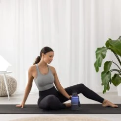 Navaris Fitness Drinkfles 1,3 Liter - Lichte Waterfles Van Roestvrij Staal Blauw - Grote Blauwe Waterfles RVS Voor Sport, Fitness, Yoga En Kamperen -Waterfles Voor Buiten 1200x1200 279