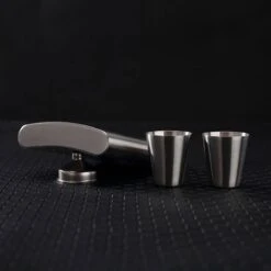 Merkloos Maxium Jack Daniels Heupfles - Zilver - RVS - Drankfles - Flacon - Zakfles - Zakflacon - Drankflacon - Heupfles - Veldfles - Incl. Trechter En Bekertjes 21 Merkloos Maxium Jack Daniels Heupfles - Zilver - RVS - Drankfles - Flacon - Zakfles - Zakflacon - Drankflacon - Heupfles - Veldfles - Incl. Trechter En Bekertjes -Waterfles Voor Buiten 1200x1200 369