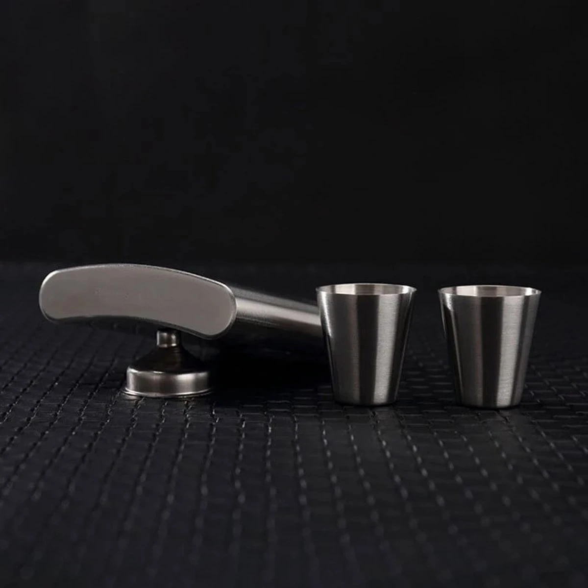 Merkloos Maxium Jack Daniels Heupfles - Zilver - RVS - Drankfles - Flacon - Zakfles - Zakflacon - Drankflacon - Heupfles - Veldfles - Incl. Trechter En Bekertjes 7 Merkloos Maxium Jack Daniels Heupfles - Zilver - RVS - Drankfles - Flacon - Zakfles - Zakflacon - Drankflacon - Heupfles - Veldfles - Incl. Trechter En Bekertjes - Afbeelding 5