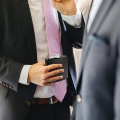 Malony® Luxe Heupfles - Veldfles - Flacon - Drinkfles - 180ML - RVS - Giftbox - Veiligheidssluiting - Zwart -Waterfles Voor Buiten 1200x1200 398