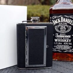 Merkloos RVS Heupfles Met Sigaretten Houder - Platvink - Sigaretten Houder - RVS Zakflacon - Zakfles - Drankfles - Drankflacon Heupflesje - Sigarettendoosje 12 Merkloos RVS Heupfles Met Sigaretten Houder - Platvink - Sigaretten Houder - RVS Zakflacon - Zakfles - Drankfles - Drankflacon Heupflesje - Sigarettendoosje -Waterfles Voor Buiten 1200x1200 503