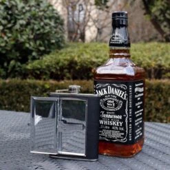 Merkloos RVS Heupfles Met Sigaretten Houder - Platvink - Sigaretten Houder - RVS Zakflacon - Zakfles - Drankfles - Drankflacon Heupflesje - Sigarettendoosje 13 Merkloos RVS Heupfles Met Sigaretten Houder - Platvink - Sigaretten Houder - RVS Zakflacon - Zakfles - Drankfles - Drankflacon Heupflesje - Sigarettendoosje -Waterfles Voor Buiten 1200x1200 504