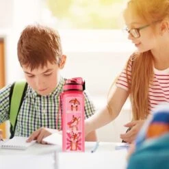 Flyweight Lyseren Drinkfles Voor Kinderen - Waterfles 600 Ml - Zonder BPA - Onbreekbaar - Fruitfilter - Afwasmachinebestendig -Waterfles Voor Buiten 1200x1200 716