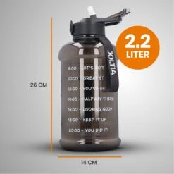 JOLTIA - Sportfles Met Sleeve - Drinkfles Met Rietje - Met Tijdmarkering En Motivatie - Tijd - Drinkflessen Volwassenen - Waterfles - Motiverende Drink / Water Fles - Bidon - Waterjug - 2.2 Liter - Zwart -Waterfles Voor Buiten 1200x1200 762