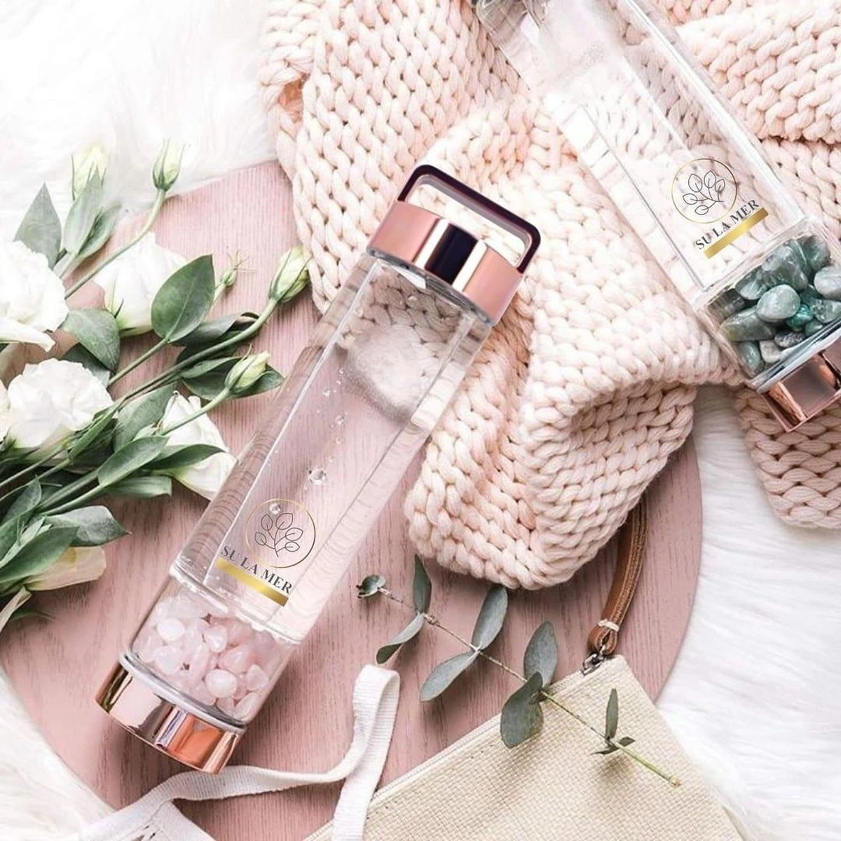 Duurzame Waterfles Met Kristal - Roségoud - Roestvrij Staal - Rozenkwarts Edelstenen - Verrijkt En Verzacht Water - Inclusief Thee/fruit Infuser - Edelstenen - 550 Ml - Waterfles - Drinkfles 3 Duurzame Waterfles Met Kristal - Roségoud - Roestvrij Staal - Rozenkwarts Edelstenen - Verrijkt En Verzacht Water - Inclusief Thee/fruit Infuser - Edelstenen - 550 Ml - Waterfles - Drinkfles