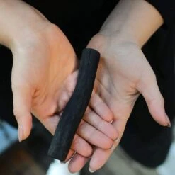 Black + Blum Binchotan Active Charcoal For Eau Good Water Bottles 4-pack 13 Black + Blum Binchotan Active Charcoal For Eau Good Water Bottles 4-pack -Waterfles Voor Buiten 1200x1200 878