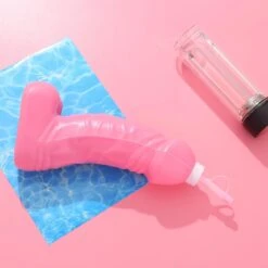 Merkloos Piemel Drinkfles - Waterfles - Drinkfles Volwassenen - Met Rietje - Kunststof - 600 Ml - Roze -Waterfles Voor Buiten 1200x1200 91