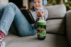 Kambukka Lagoon Drinkfles 400ml -Crazy Crocodile Met Geïntegreerd Rietje -Waterfles Voor Buiten 1200x800 104