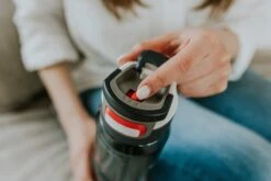 Kambukka Elton Drinkfles 1L - Graphite Met 3-in-1 Lid En Makkelijke Reiniging -Waterfles Voor Buiten 1200x800 112