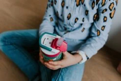 Kambukka Lagoon Drinkfles 400ml -Pink Flamingo Met Geïntegreerd Rietje -Waterfles Voor Buiten 1200x800 125