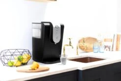 Waterkoeler Met Waterfilter - Aqua Optima Lumi -tafelmodel Waterkoeler Voor Thuis En Klein Kantoor | Capaciteit: 8,2L -Waterfles Voor Buiten 1200x800 160