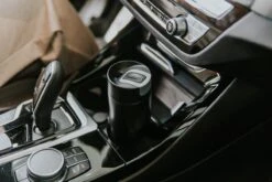 Kambukka Olympus Thermosbeker 500 Ml - Makkelijk Reinigen - Lekvrije Koffiebeker - RVS - Darkness -Waterfles Voor Buiten 1200x800 182