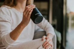 Kambukka Olympus Thermosbeker 300 Ml - Makkelijk Reinigen - Lekvrije Koffiebeker - RVS - Jet Black -Waterfles Voor Buiten 1200x800 213