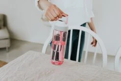 Kambukka Lagoon Drinkfles 750ml - Rose Lemonade Met Geïntegreerd Rietje -Waterfles Voor Buiten 1200x800 26