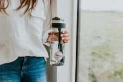 Kambukka Lagoon Drinkfles 750ml - Clear Met Geïntegreerd Rietje 24 Kambukka Lagoon Drinkfles 750ml - Clear Met Geïntegreerd Rietje -Waterfles Voor Buiten 1200x800 3