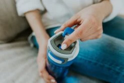 Kambukka Elton Drinkfles 500ml - Ocean Blue Met 3-in-1 Lid En Makkelijke Reiniging -Waterfles Voor Buiten 1200x800 84