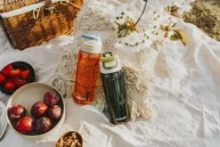 Kambukka Elton Drinkfles 750ml - Wild Flamingo Met 3-in-1 Lid En Makkelijke Reiniging -Waterfles Voor Buiten 1200x800 92