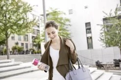 BRITA - Waterfilterfles VITAL - 0,6L - Roze - Inclusief 1 MicroDisc Waterfilter -Waterfles Voor Buiten 1200x801 9