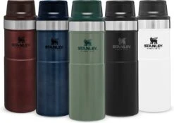 Stanley Trigger-Action Travel Mug 0.47L - Thermosfles - Hammertone Green -Waterfles Voor Buiten 1200x846 1