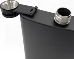 Merkloos RVS Heupfles Met Een Zwarte Coating - Veldfles Zwart - Platvink - Zakflacon - Heupflacon - Drankfles - Drankflacon -Waterfles Voor Buiten 1200x953