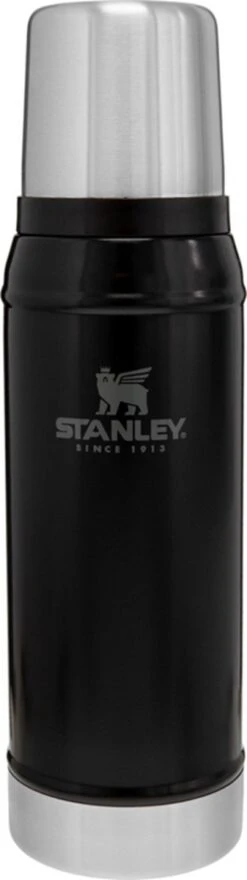 Stanley The Legendary Classic Bottle 0,75L - Thermosfles - Matte Black 39 Stanley The Legendary Classic Bottle 0,75L - Thermosfles - Matte Black -Waterfles Voor Buiten 337x1200 2