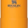 Stanley The Trigger-Action Travel Mug 0,35L Saffron -Waterfles Voor Buiten 385x1200 4