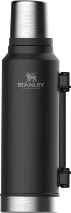 Stanley The Legendary Classic Bottle 1,40L - Thermosfles - Matte Black -Waterfles Voor Buiten 402x1200 1