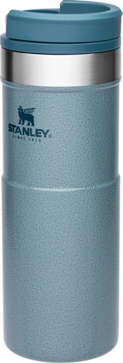 Stanley The NeverLeak™ Travel Mug 0,47L NEW - Thermosfles - Hammertone Ice 17 Stanley The NeverLeak™ Travel Mug 0,47L NEW - Thermosfles - Hammertone Ice -Waterfles Voor Buiten 409x1200 8