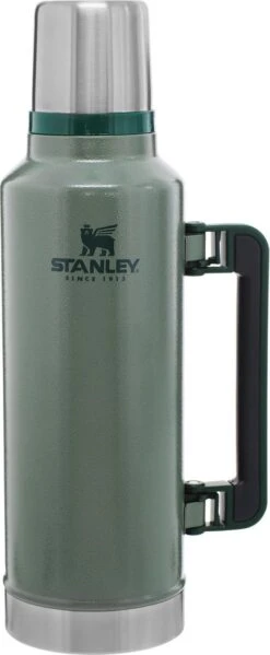 Stanley The Legendary Classic Bottle 1,90L - Thermosfles - Hammertone Green -Waterfles Voor Buiten 495x1200 2