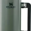 Stanley The Legendary Classic Bottle 2.3L Hammertone Green 1 Stanley The Legendary Classic Bottle 2.3L Hammertone Green -Waterfles Voor Buiten 497x1200 3