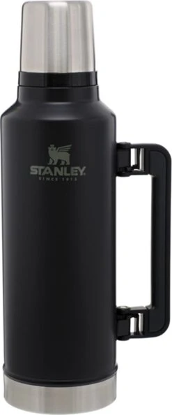 Stanley The Legendary Classic Bottle 1,90L - Thermosfles - Hammertone Green -Waterfles Voor Buiten 499x1200 4