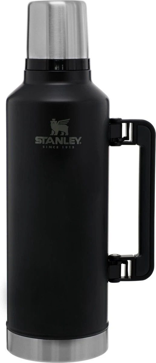 Stanley The Legendary Classic Bottle 2.3L Matte Black Pebble 3 Stanley The Legendary Classic Bottle 2.3L Matte Black Pebble