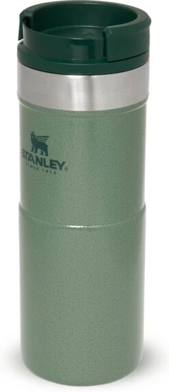 Stanley The NeverLeak™ Travel Mug 0,35L NEW - Thermosfles - Hammertone Green 21 Stanley The NeverLeak™ Travel Mug 0,35L NEW - Thermosfles - Hammertone Green -Waterfles Voor Buiten 518x1200 11