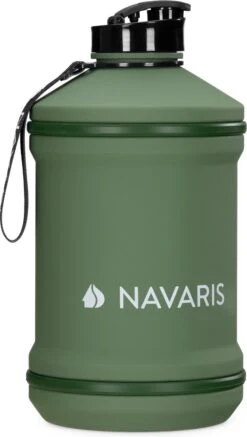Navaris Waterfles Van Lichte Kunststof - Drinkfles 2L - Extra Grote Fles Met Drinkdop - Ideaal Voor Sport, Fitness, Yoga En Kamperen -Waterfles Voor Buiten 678x1200