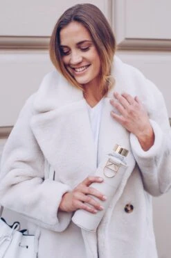 Equa Glazen Waterfles 750 Ml Mismatch Met Hoes - Beige -Waterfles Voor Buiten 800x1200 15