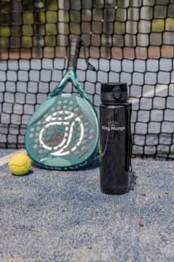 1 Liter Drinkfles - Vaatwasserbestendig - Sport Bidon Drinkbus King Mungo 1000ml Zwart -Waterfles Voor Buiten 800x1200 18