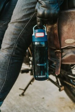 Kambukka Elton Drinkfles 750ml - Midnight Blue Met 3-in-1 Lid En Makkelijke Reiniging -Waterfles Voor Buiten 800x1200 19
