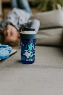 Kambukka Lagoon Drinkfles 400ml -Space Animals Met Geïntegreerd Rietje -Waterfles Voor Buiten 800x1200 45