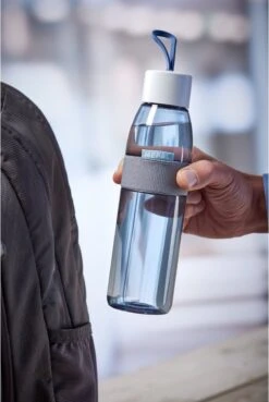 Mepal – Waterfles Ellipse – 700 Ml – Nordic Pink – Drinkfles Volwassenen – Geschikt Voor Koolzuurhoudende Dranken – Lekvrij -Waterfles Voor Buiten 803x1200 4