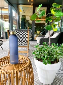 Aquachic - 1L Waterfles Met 2 Doppen En Tijdsmarkeringen - Lekvrij & Licht - Duurzaam - Nederlands Merk - Drink Fles / Bidon- Blauw 1 Liter -Waterfles Voor Buiten 899x1200 10