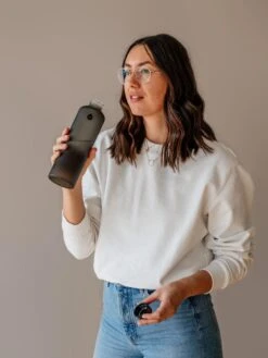 My Equa - Glazen Drinkfles - Ash - 750 Ml -Waterfles Voor Buiten 900x1200 13